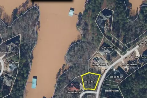 301 Pike Pt, Mccormick, SC 29835 photo 3