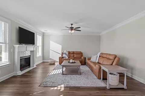 Living - 230 Callahan Dr, Evans, GA 30809 photo 2 of 4