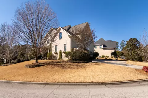 Exterior - 2211 Millshaven Trl, Evans, GA 30809 photo 2 of 19