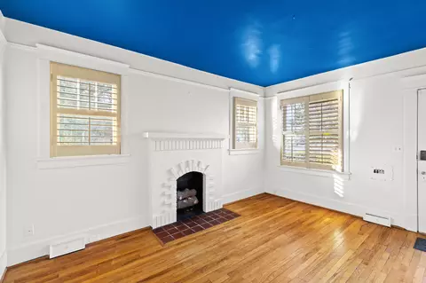 Living - 1436 Glenn Ave, Augusta, GA 30904 photo 2 of 2