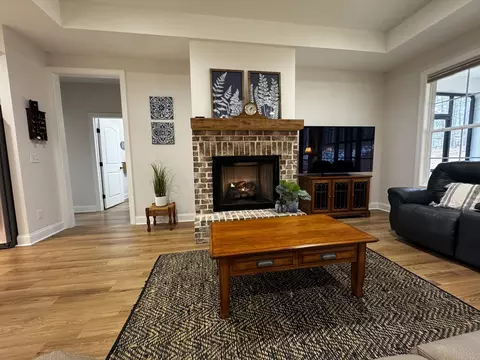 Living - 252 Candlewick Loop, Mccormick, SC 29835 photo 2 of 4
