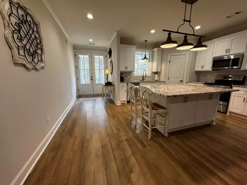 Entry Way - 252 Candlewick Loop, Mccormick, SC 29835 photo 4 of 5