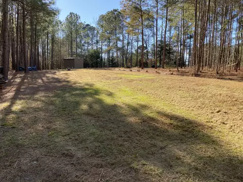 7 Riley Rd, Edgefield, SC 29824