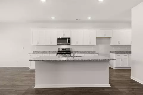 Kitchen - 351 Streamsong Rd, Evans, GA 30809 photo 2 of 4