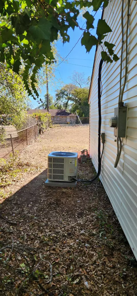 Exterior - 3004 Acorn Rd, Augusta, GA 30906 photo 7 of 9