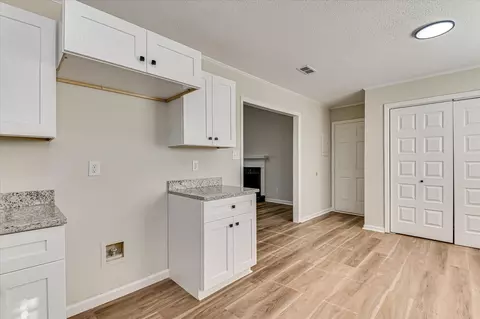 Entry Way - 3526 Spring Glen Ln, Augusta, GA 30906 photo 2 of 2