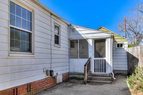 Exterior - 1510 Pendleton Rd, Augusta, GA 30904 photo 6 of 10
