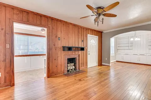 Living - 1510 Pendleton Rd, Augusta, GA 30904 photo 3 of 5