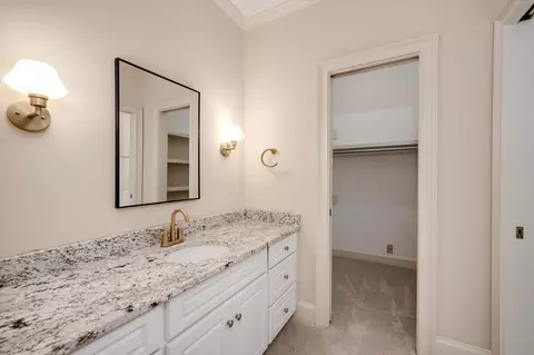 Bath - 58 Conifer Cir, Augusta, GA 30909 photo 5 of 7