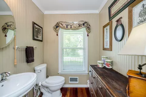 Bath - 268 Bohler Dr, Evans, GA 30809 photo 2 of 8