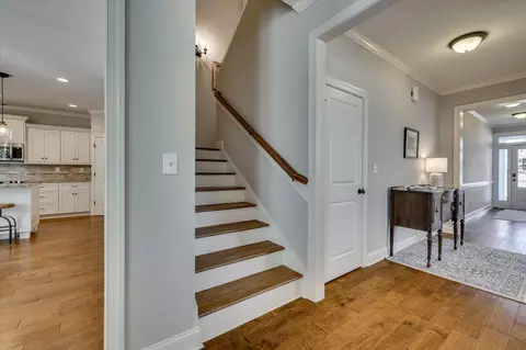 Entry Way - 916 Kate Dr, Evans, GA 30809 photo 4 of 6