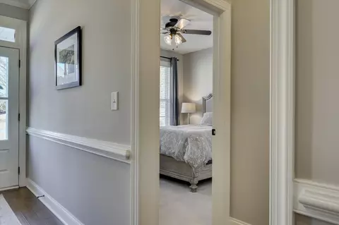 Entry Way - 916 Kate Dr, Evans, GA 30809 photo 3 of 6