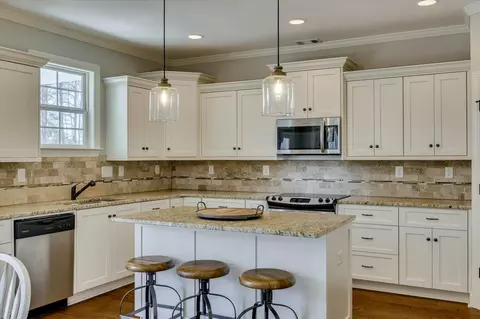 Kitchen - 916 Kate Dr, Evans, GA 30809 photo 1 of 5