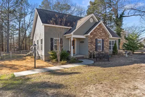 227 Brentwood Dr, Thomson, GA 30824