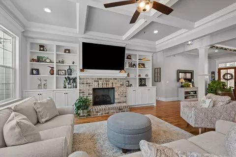 Living - 1037 Bartram Rdg, Evans, GA 30809 photo 4 of 4