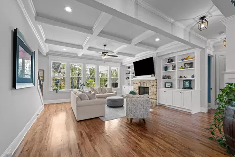 Living - 1037 Bartram Rdg, Evans, GA 30809 photo 3 of 4