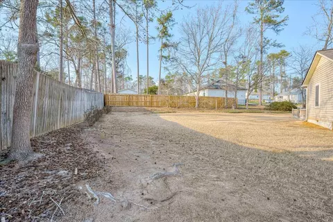 Exterior - 4126 Dunes Dr, Evans, GA 30809 photo 6 of 11
