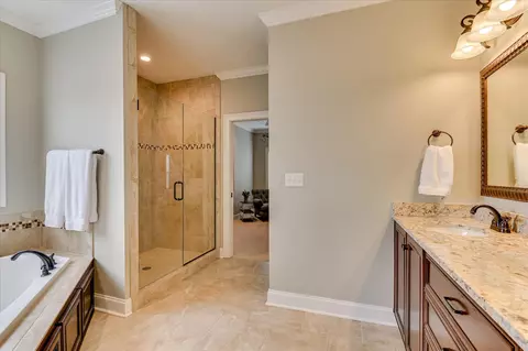 Bath - 541 Meldon Rd, Evans, GA 30809 photo 5 of 7