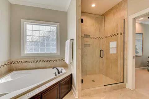 Bath - 541 Meldon Rd, Evans, GA 30809 photo 3 of 7