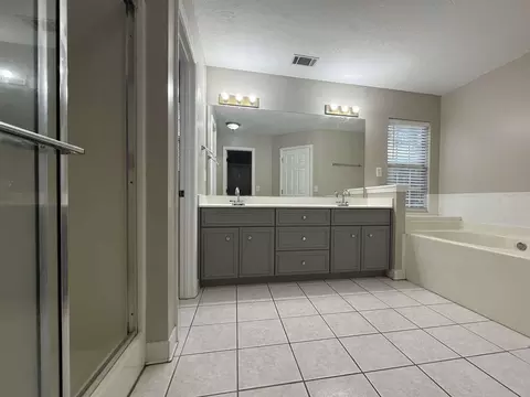 Bath - 3753 Boulder Trl, Augusta, GA 30907 photo 1 of 4