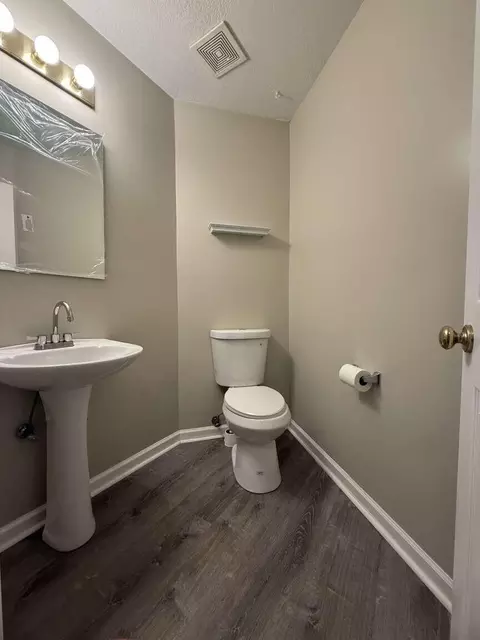 Bath - 3753 Boulder Trl, Augusta, GA 30907 photo 4 of 4