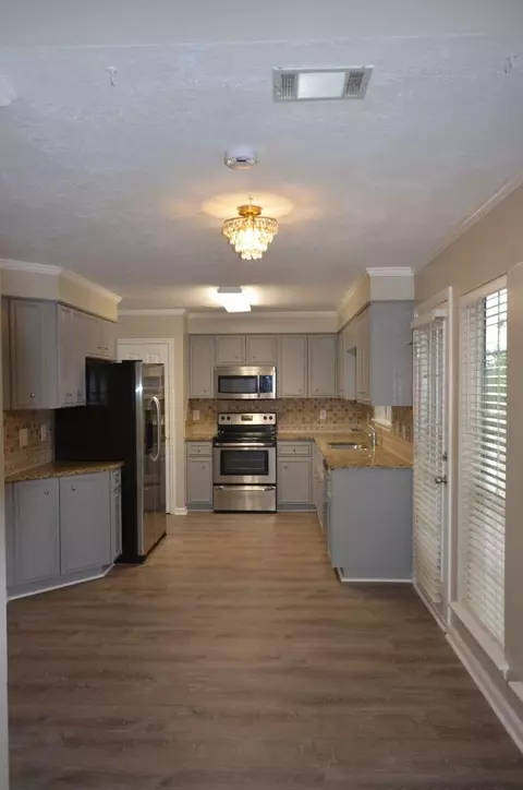 Kitchen - 3753 Boulder Trl, Augusta, GA 30907 photo 2 of 3