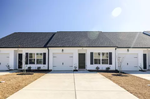 354 Bordeaux Dr, Thomson, GA 30824