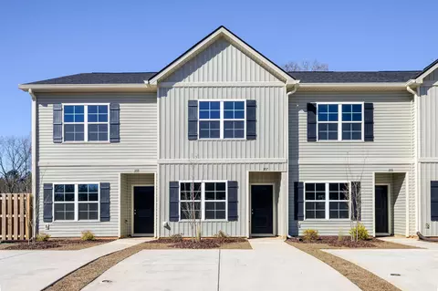 357 Bordeaux Dr, Thomson, GA 30824