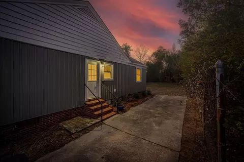 Exterior - 1745 Berkeley Rd, Augusta, GA 30904 photo 16 of 19
