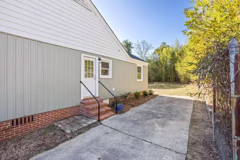 Exterior - 1745 Berkeley Rd, Augusta, GA 30904 photo 9 of 19