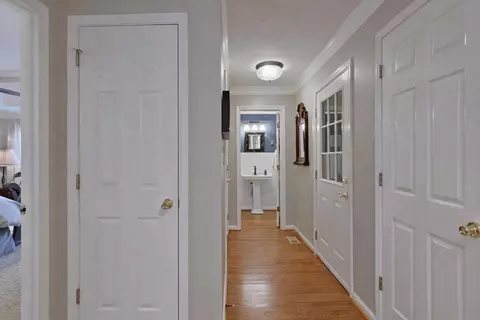Entry Way - 4102 Quinn Dr, Evans, GA 30809 photo 4 of 8