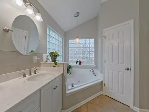 Bath - 4102 Quinn Dr, Evans, GA 30809 photo 4 of 4