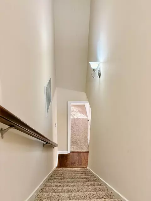 Entry Way - 375 Connor Cir, Evans, GA 30809 photo 2 of 3