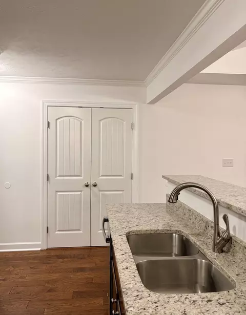 Kitchen - 375 Connor Cir, Evans, GA 30809 photo 3 of 4