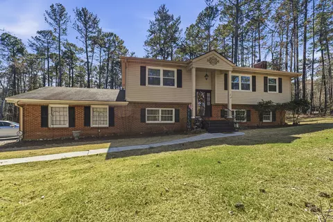 5166 Fairington Dr, Evans, GA 30809