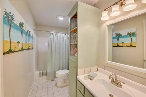 Bath - 4145 Saddlehorn Dr, Evans, GA 30809 photo 3 of 3