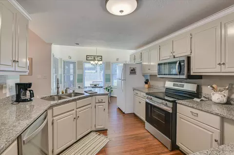 Kitchen - 4145 Saddlehorn Dr, Evans, GA 30809 photo 4 of 4