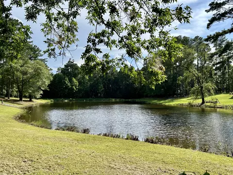 385 Canterbury Dr, Evans, GA 30809