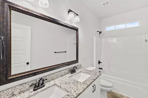 Bath - 4026 Cottingham Way, Augusta, GA 30909 photo 4 of 4