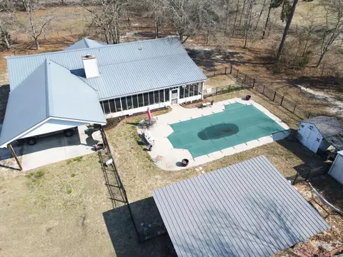 365 Shields Pond Rd, Thomson, GA 30824 photo 2