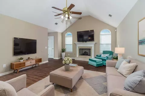 Living - 456 Connemara Trl, Evans, GA 30809 photo 1 of 8