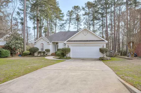 Exterior - 4097 Eagle Nest Dr, Evans, GA 30809 photo 3 of 10
