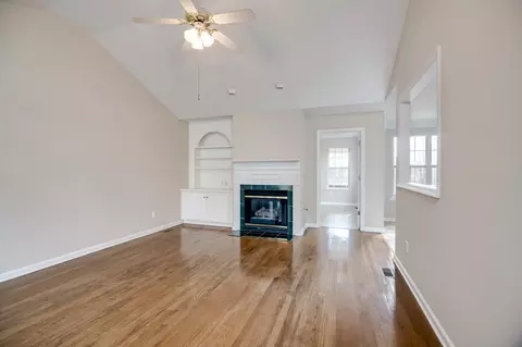 Living - 4097 Eagle Nest Dr, Evans, GA 30809 photo 3 of 4