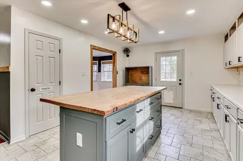 Kitchen - 736 Low Meadow Dr, Evans, GA 30809 photo 3 of 8