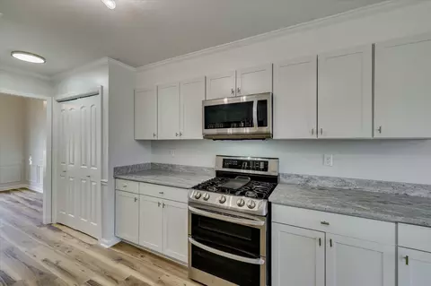 Kitchen - 839 Prairie Ln, Evans, GA 30809 photo 2 of 5