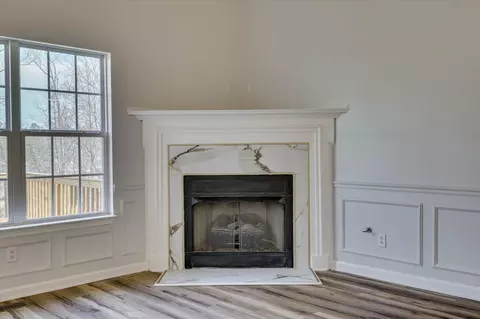 Living - 839 Prairie Ln, Evans, GA 30809 photo 2 of 8