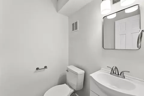 Bath - 3635 W Bermuda Cir, Augusta, GA 30909 photo 1 of 3