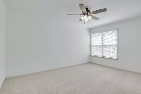 Bedroom - 934 Deercrest Cir, Evans, GA 30809 photo 6 of 11