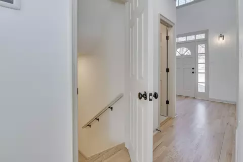 Entry Way - 934 Deercrest Cir, Evans, GA 30809 photo 12 of 14