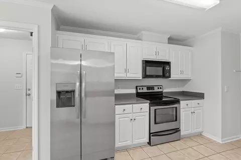 Kitchen - 705 Cannock Loop, Grovetown, GA 30813 photo 4 of 4